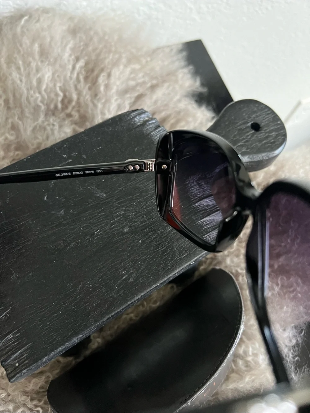 Gucci Women's Black Oversized Sunglasses Style 3188S Authentic